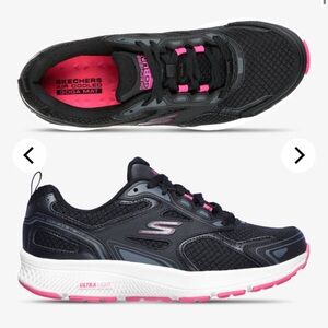 Skechers women’s Black and Pink Air Cooled Sneakers